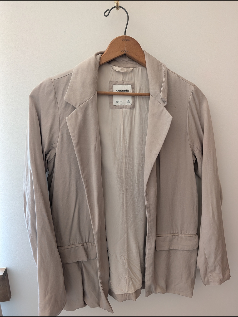 Abercrombie & Fitch Taupe Open-Front Blazer